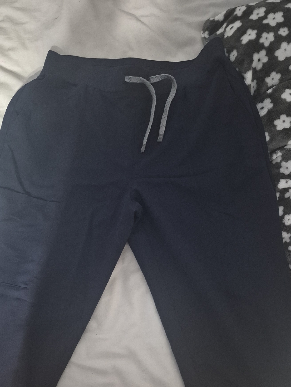 Fabletics Size L Medical Scrub Pants